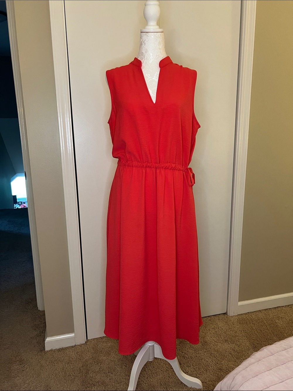 Sleeveless Coral V-Neck Midi Dress